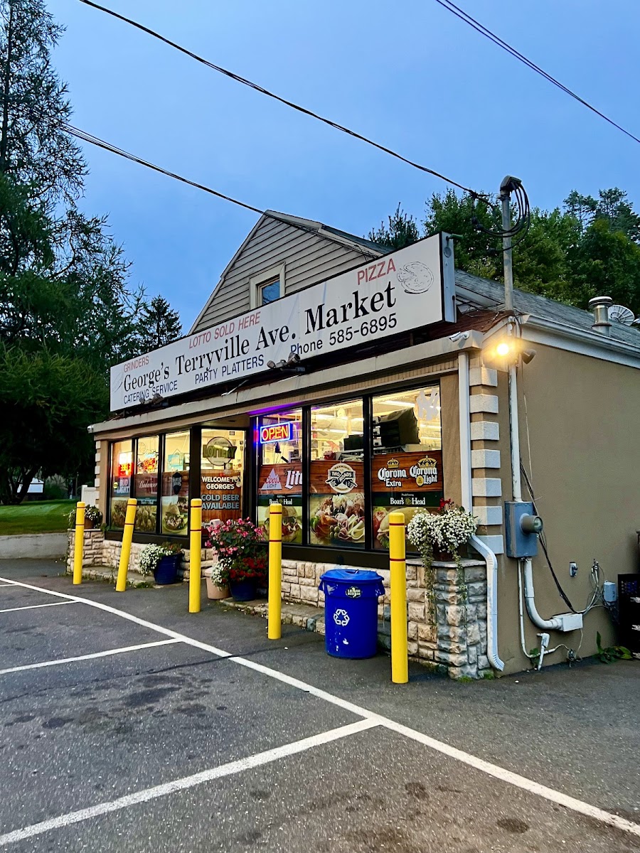 George's Terryville Av Market
